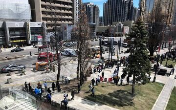  کامیون عابران را در تورنتو زیر گرفت