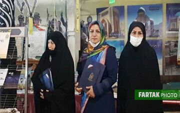 شمسی وفایی علاوه بر نویسندگی در ساخت فیلم‌های مستند ناوک عشق