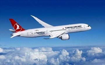 باد شدید مانع از فرود پرواز استانبول - تبریز شد