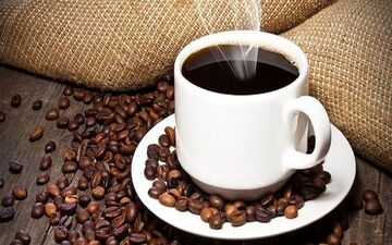 رابطه نوشیدن قهوه و افزایش طول عمر