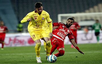 نصف پرسپولیس مقابل تیم آقای گل جهان / نصف جهان در انتظار دربی اصفهان