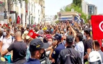 ناآرامی های گسترده در مناطق مختلف تونس
