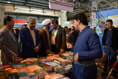  بازدید نمایندگان استان کرمانشاه در مجلس شورای اسلامی از سیزدهمین نمایشگاه کتاب استان کرمانشاه
