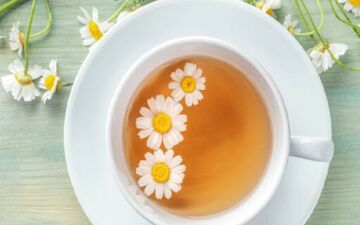 برای خواب بهتر دمنوش بابونه تاثیری دارد؟

