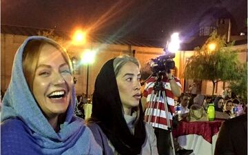 چهره خندان مهناز افشار به همراه پانته آ پناهی ها (عکس)