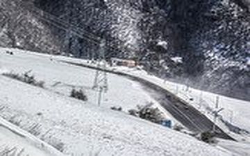 بارش برف سنگین در گردنه حیران