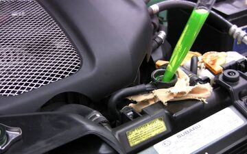تعویض مایع رادیاتور پژو ۴۰۵ - نکات و مراحل قدم به قدم