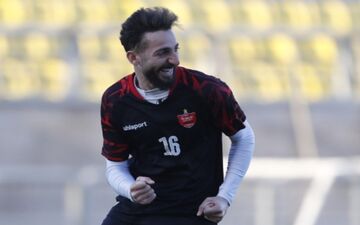 پیشنهاد باشگاه بواویشتا به مهاجم پرسپولیس تکذیب شد