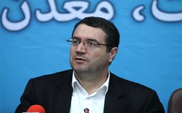 تأکید وزیر صنعت بر حمایت سیستم بانکی از صنعتگران