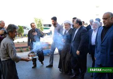محمدشریعتمداری وزیر کار و رفاه اجتماعی در کرمانشاه