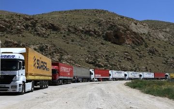 رانندگان عراقی اعتصاب کردند؛ مرز خسروی مسدود شد