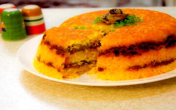طرز تهیه ته چین خورش قیمه؛ خوشمزه و اصیل به روش سنتی