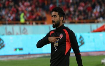 پرسش هواداران پرسپولیس از کالدرون پس از درخشش فوق العاده بشار رسن مقابل ایران
