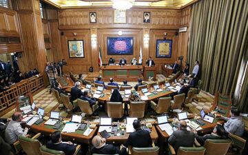 واکنش توئیتری چند تن از اعضای شورای شهر تهران به حواشی نامگذاری خیابانی بنام استاد شجریان