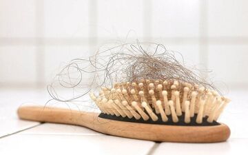 دمنوش‌های گیاهی توصیه شده برای جلوگیری از ریزش مو