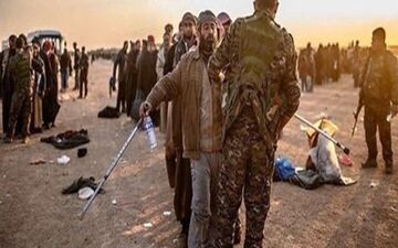 عراق، 200 تروریست داعشی دیگر را تحویل گرفت