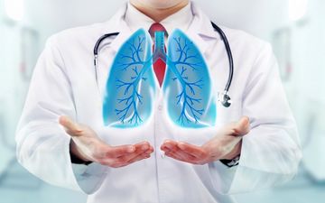 همه چیز در مورد ذات‌الریه ناشی از کرونا