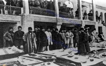 تصویری دیدنی از سفره های افطاری در دربار ناصرالدین شاه