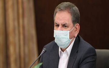 جهانگیری: هیچ مقام دولتی و خانواده مقام دولتی حق ندارد خارج از دستورالعمل‌های وزارت بهداشت به واکسن کرونا دسترسی پیدا کند