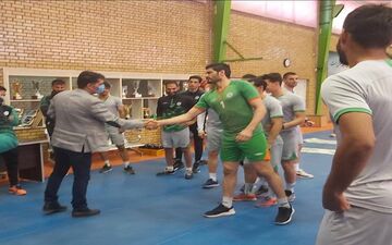 تمرین گاندو ها با حسینی آغاز شد