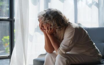 پنج عامل پنهان در زندگی روزمره که روند پیری را سریع‌تر می‌کند
