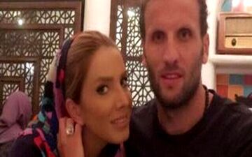 خوشگذرانی فوتبالیست مشهور و همسرش در کافه 