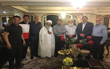 عکس/جشن آشتی کنان عباس جدیدی و علیرضا دبیر پس از دعوا