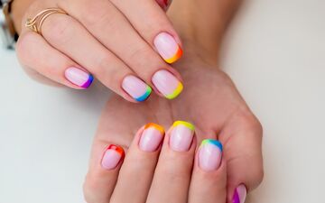 لاک پاک کن بدون استون؟ بله! با این روش به سرعت لاک تان را پاک کنید + آموزش