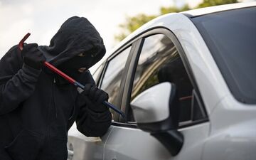 انهدام باند سارقان حرفه ای در کرمانشاه؛ اعتراف به 30 فقره سرقت