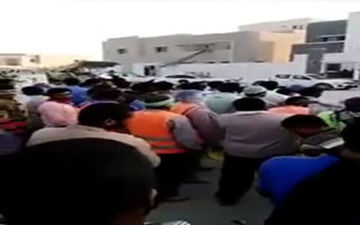 اعتصاب و اعتراض کارگران عربستانی به دلیل دریافت نکردن حقوق+فیلم