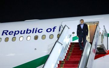
رئیس جمهور وارد ترکمنستان شد
