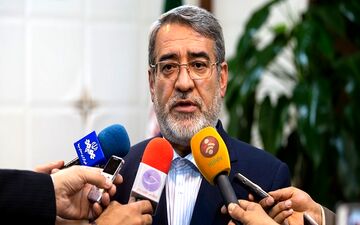 عصر امروز درباره اتصال اینترنت موبایل تصمیم گیری می‌شود