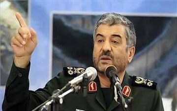 فرمانده سپاه علت غیبتش در مراسم تحلیف را توضیح داد