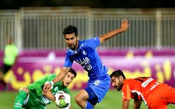 واکنش مهاجم تیم فوتبال استقلال به شایعه جدایی 