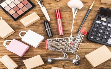 رازهای ماندگاری آرایش ۲۴ ساعته صورت!