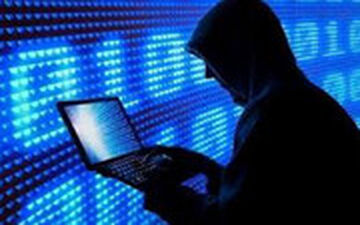 تخلیه حساب 4 هزار نفر توسط 3 پسر نوجوان 
