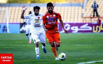 دانشگر با استقلالی ها بر به مشکل مالی خورد