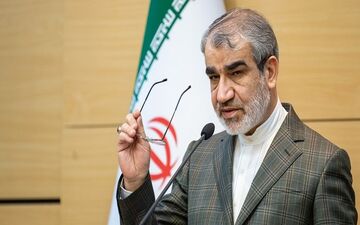 کدخدایی: دادگاه کلاهبرداران مدعی واسطه‌گری برای تائید صلاحیت باید علنی برگزار شود