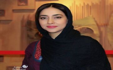 وقتی که خانم بازیگر دلتنگ علی معلم می شود+ عکس