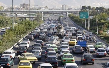 جدیدترین وضعیت ترافیکی معابر و بزرگراه‌های شهر تهران
