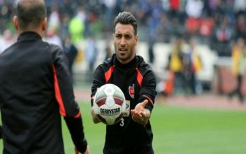 مدافع پرسپولیس به دیدار دکتر کیهانی رفت