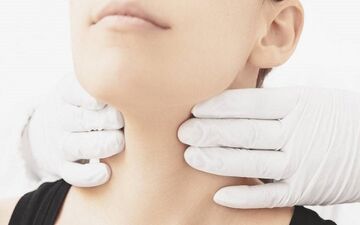 اگر تیروئید دارید این مواد را از سفره تان حذف کنید