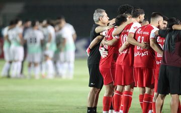 پرسپولیس از صدر جدول دور ماند؛ تعویق بازی با خیبر