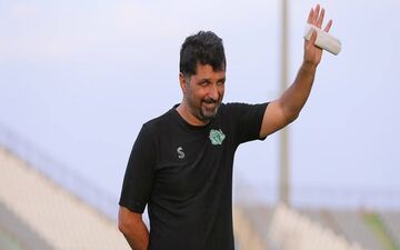
حسینی: تغییرات زیادی در لیست داشتیم/نبود هواداران پرسپولیس به سود ماست
