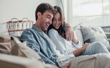 توصیه مهم یک متخصص برای رهایی از یکنواختی و بازگرداندن هیجان به رابطه