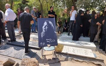 پیکر زهره حمیدی را به خاک سپردند

