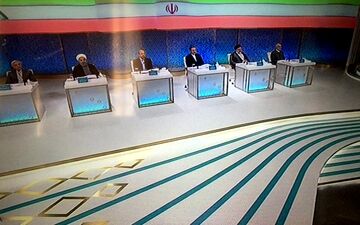 روحانی شجاعانه دفاع کرد | قالیباف سعی کرد از سیم خاردارها رد شود