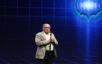 تمجید اسطوره استقلال از نقش کریم باقری در موفقیت‌های پرسپولیس 