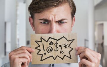 جادوی کلمات ممنوعه؛ چگونه فحش دادن باعث افزایش قدرت بدنی می‌شود؟