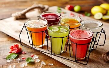 با این چند نوشیدنی طبیعی ورم معده خود را درمان کنید 